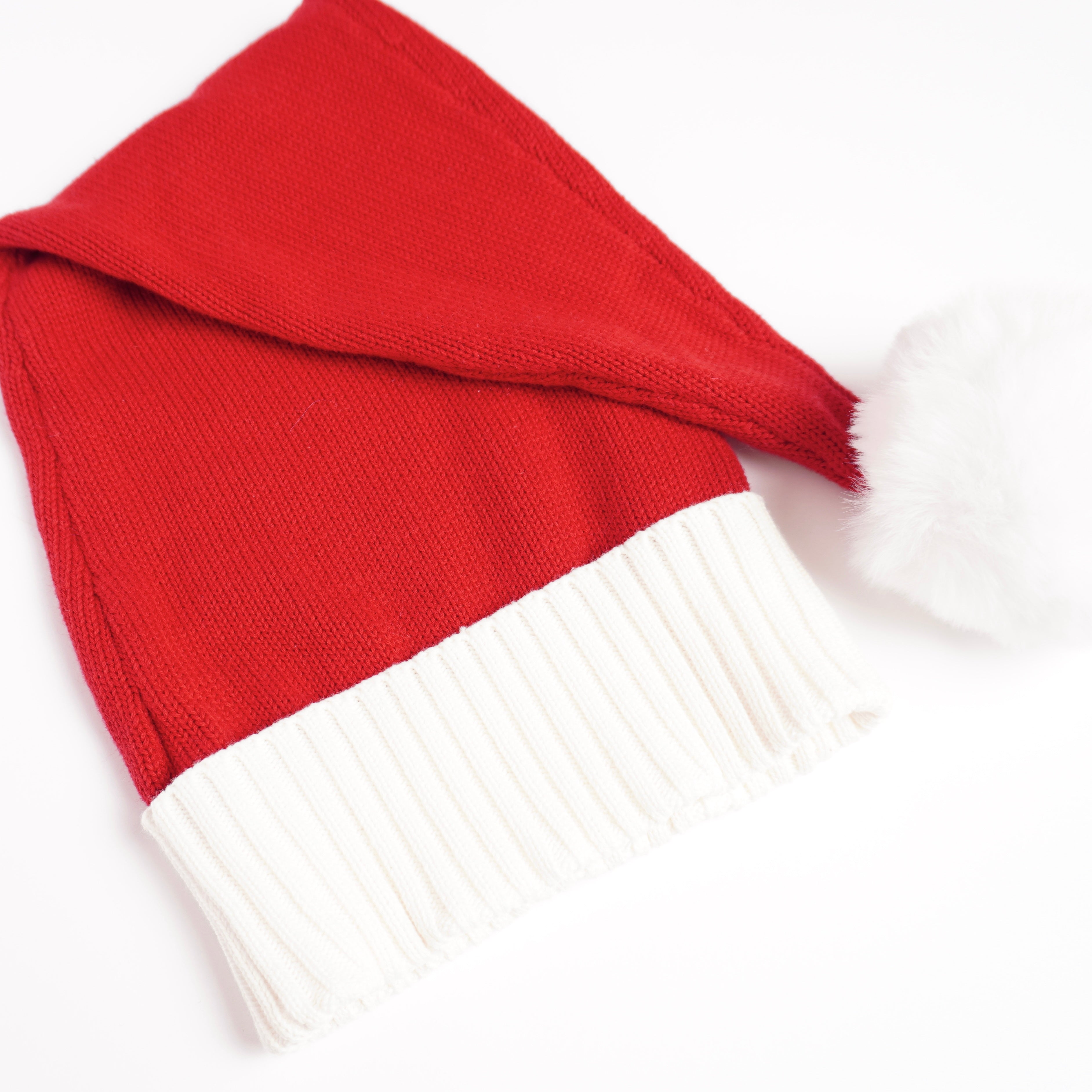 Stickad Tomteluva - Röd & Vit