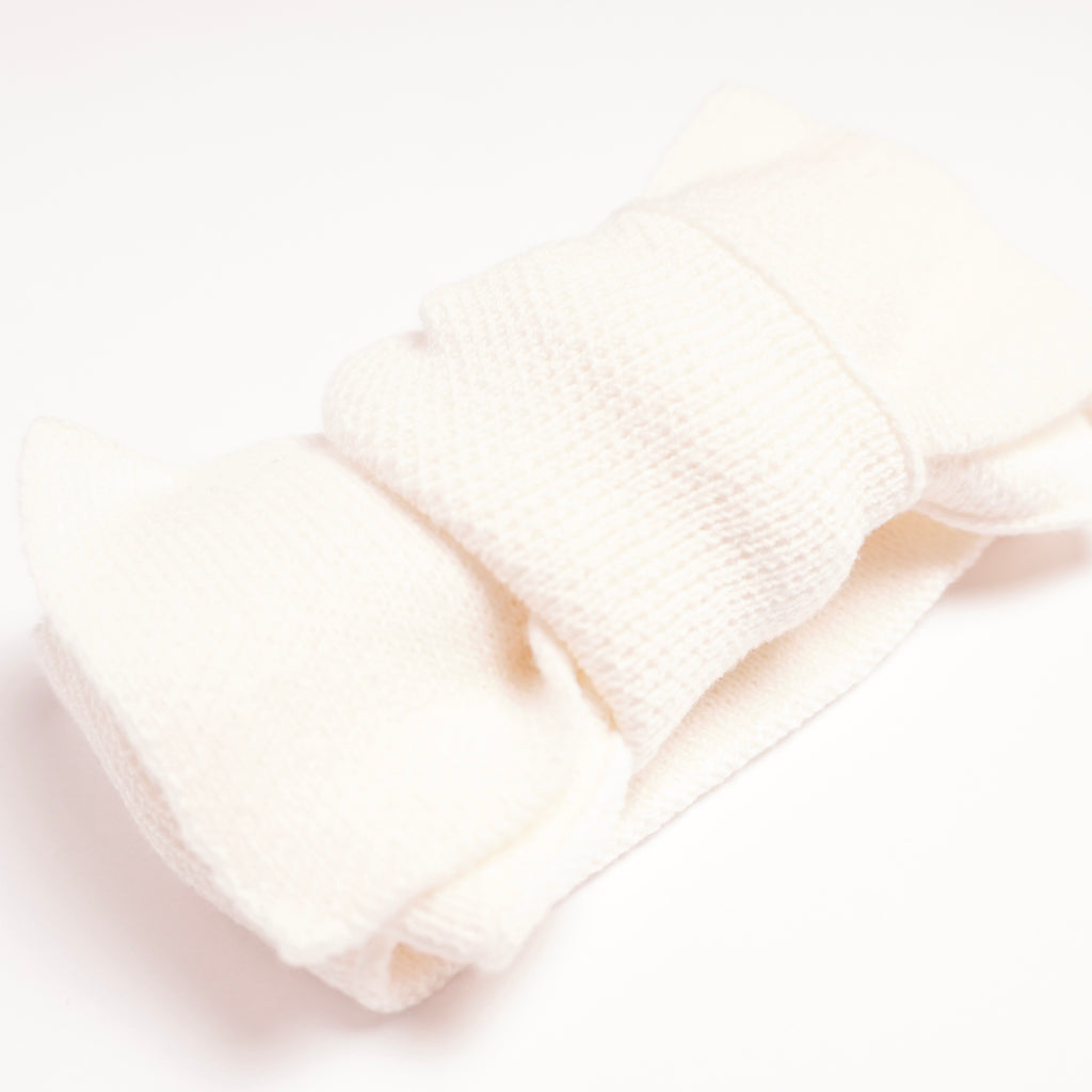 Ribbstickad Hårband - benvit